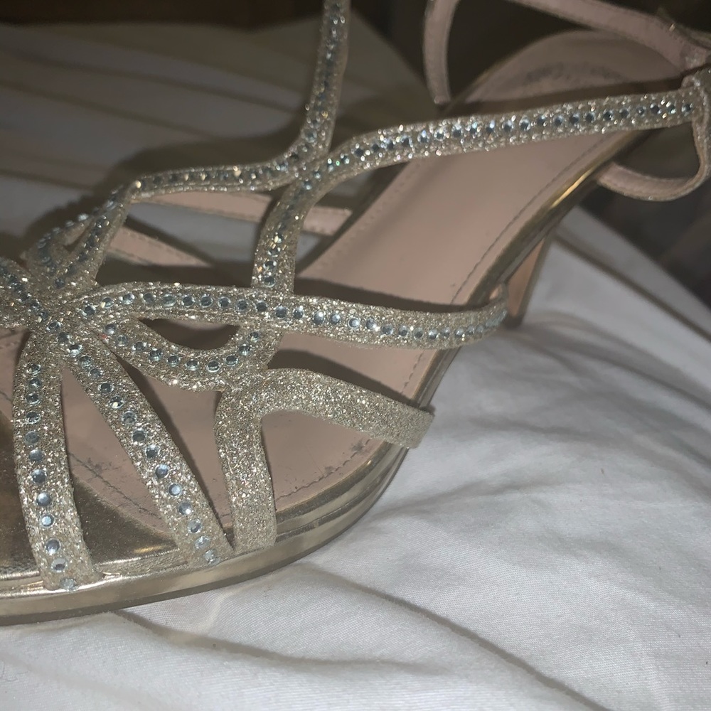 Heels - Picture 3 of 4